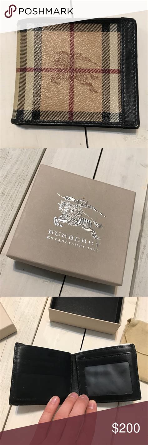 burberry men's wallet canada.